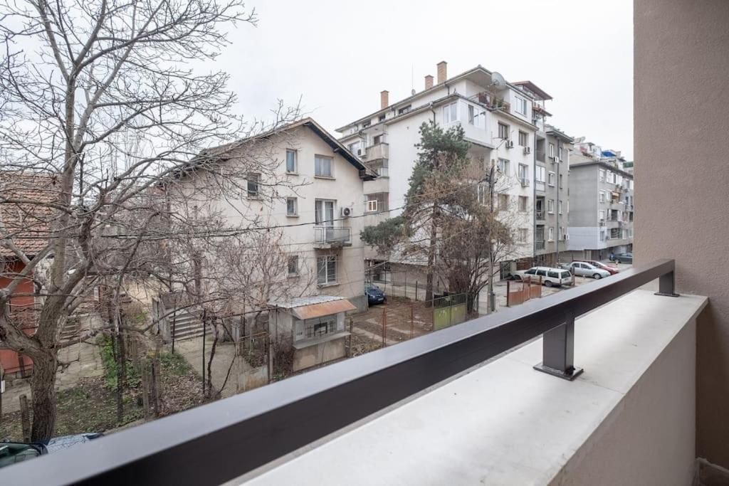 Bright & Chic Parkside Apartment Sofia Esterno foto